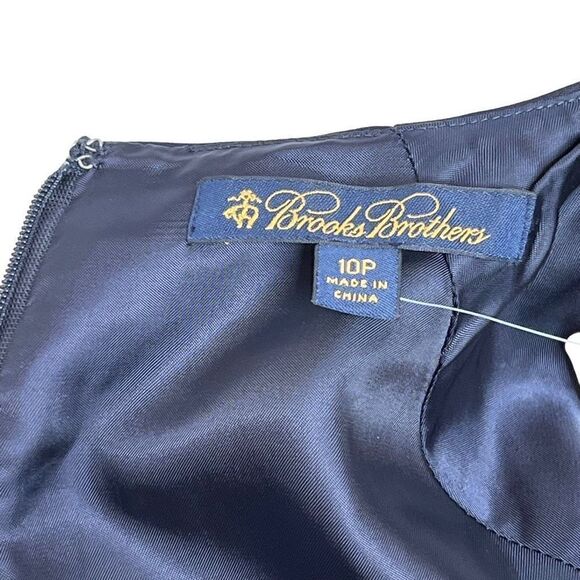 Brooks Brothers NWT navy blue tailored short sleeve top with embroidered sleeves - Picture 9 of 13